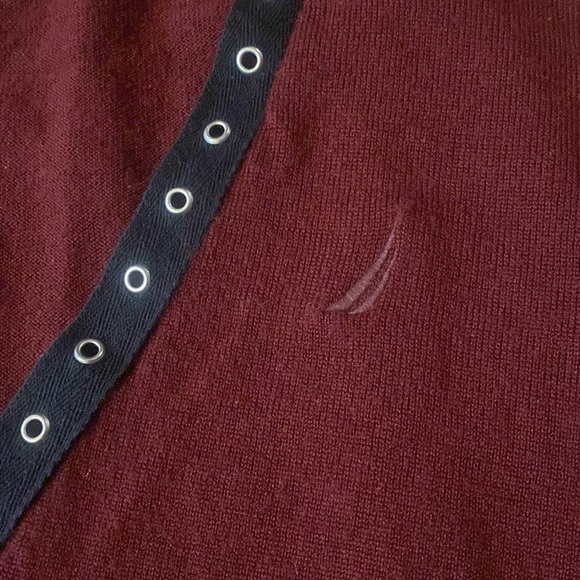 LF Vintage NAUTICA Deep V Gormet Sweater - Picture 2 of 9